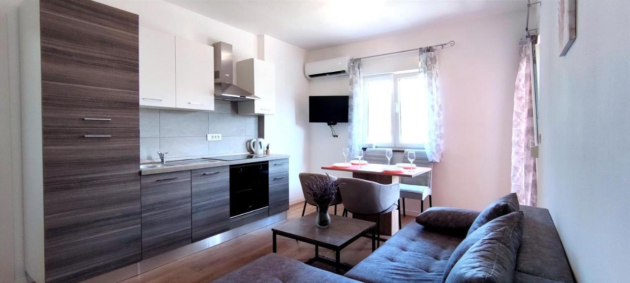 Kvarner Hill Apartment Viskovo Exterior foto