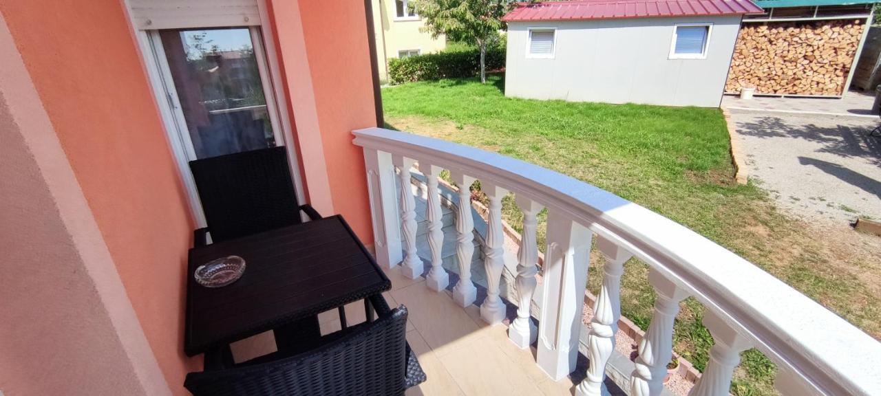 Kvarner Hill Apartment Viskovo Exterior foto